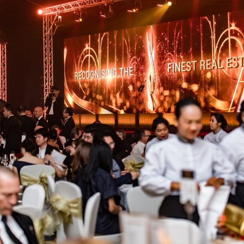 Mobile cocktail bar service in Phuket with bartender hire for private events